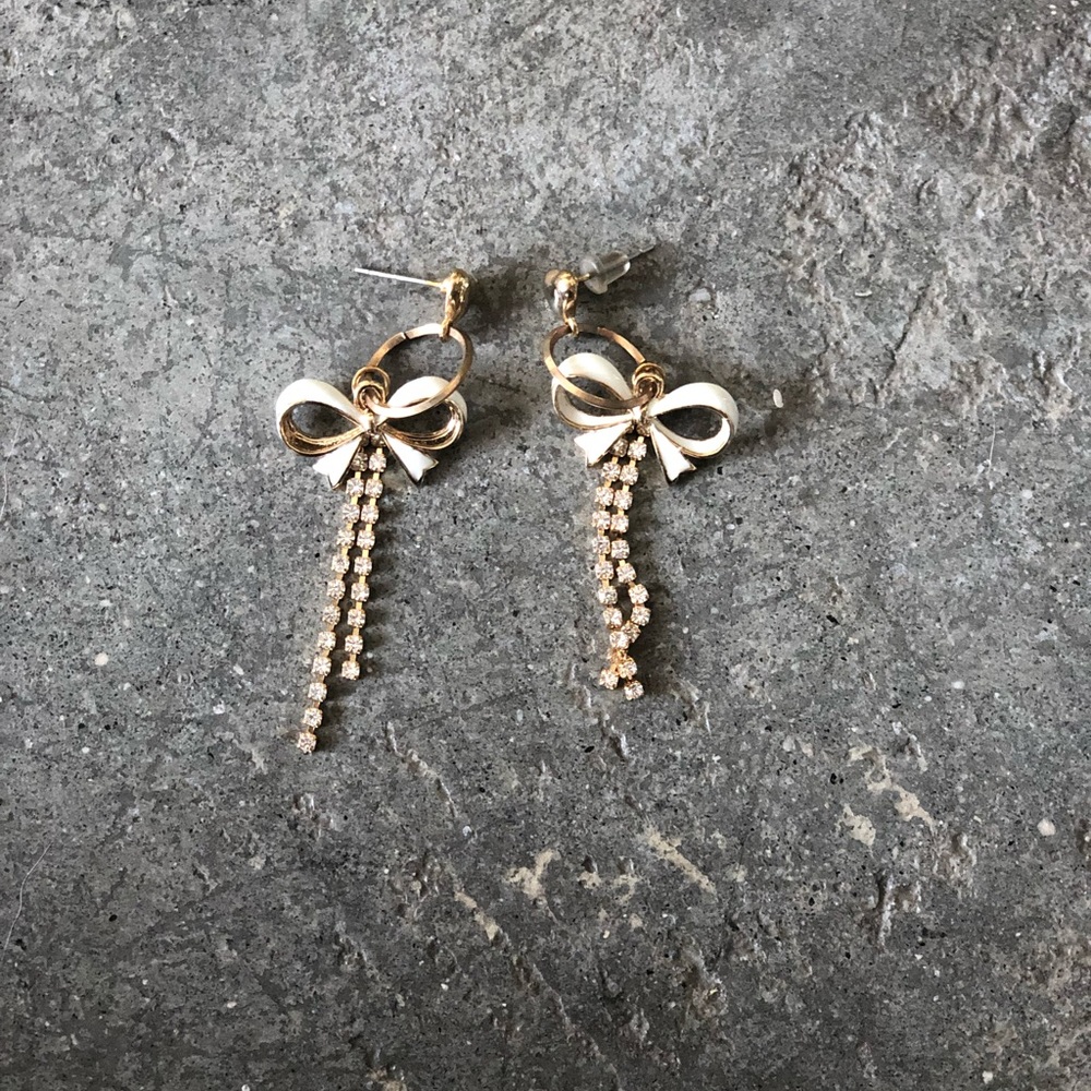 White & Gold Bow Earrings